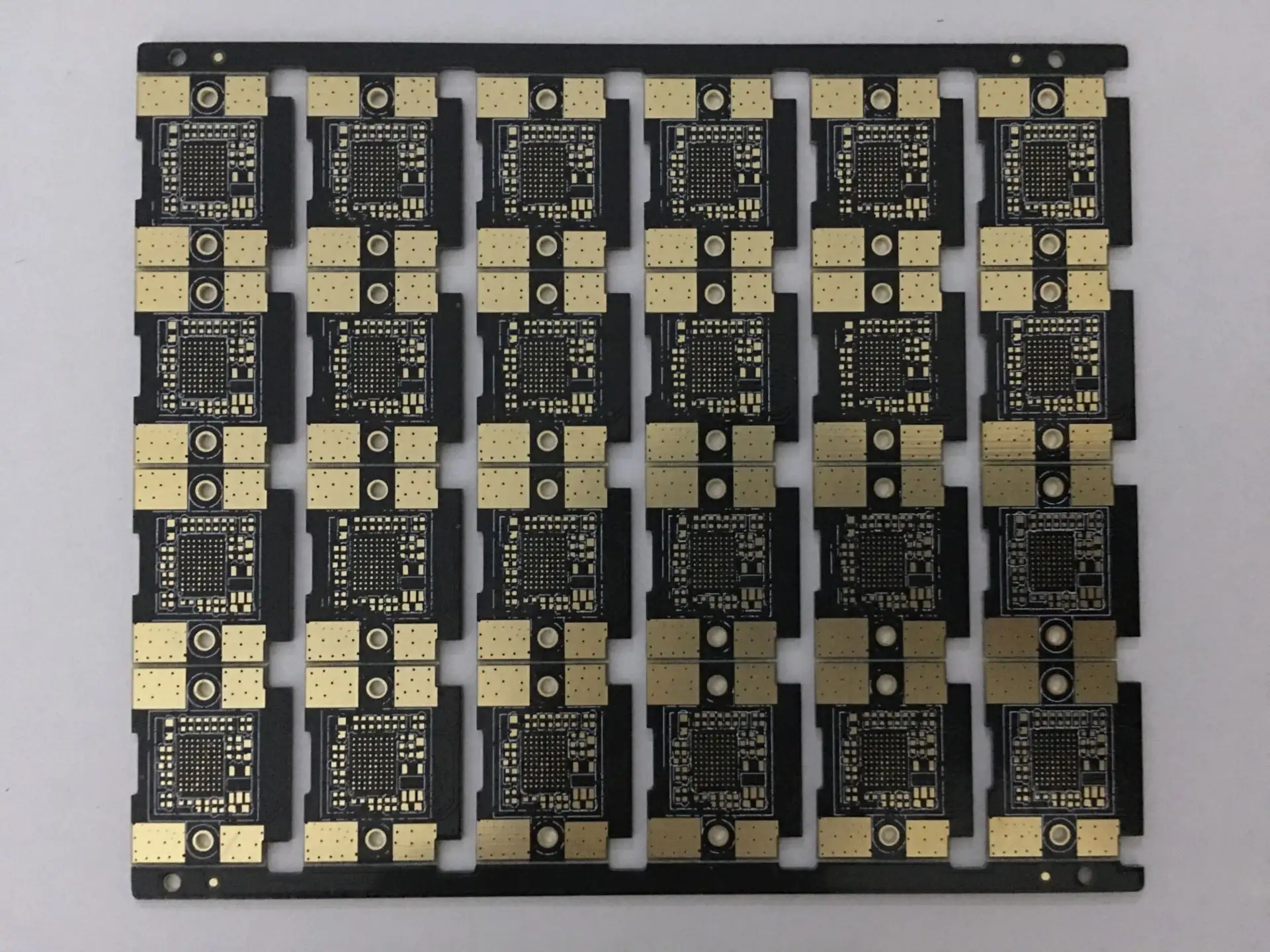 PCB設計の中級PCB技術者 PCB設計工学の能力