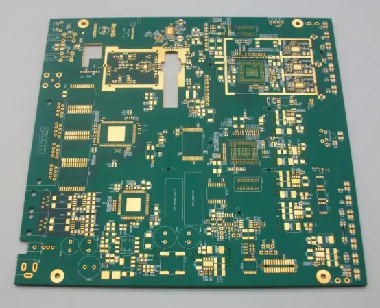 初心者向けの PCB レイアウトとサーペンタイン処理