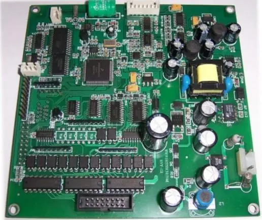 PCB設計で水晶発振器のレイアウトを作成する方法を説明する