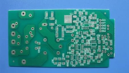 PCB レイアウトのビアをパッドに打ち抜くことができるかどうかについての 2 つの視点