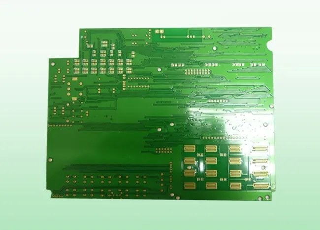 PCB設計コストを節約し、熱干渉を抑制