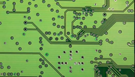 PCB設計の主なプロセスと注意事項は何ですか?